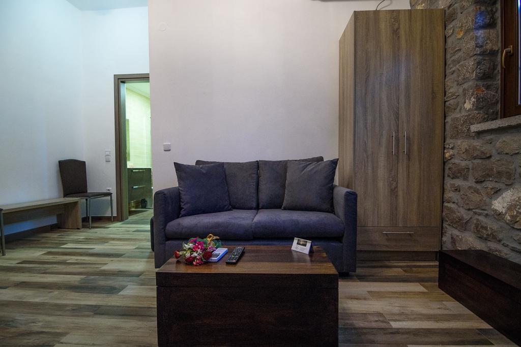 Avgonima All Seasons Hotel Экстерьер фото